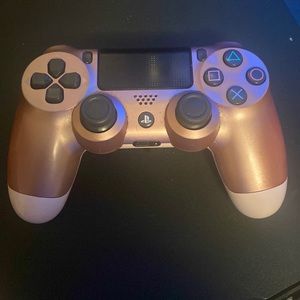 PlayStation 4 controller